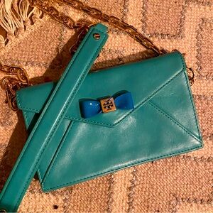 Tory Burch - crossbody wallet on chain